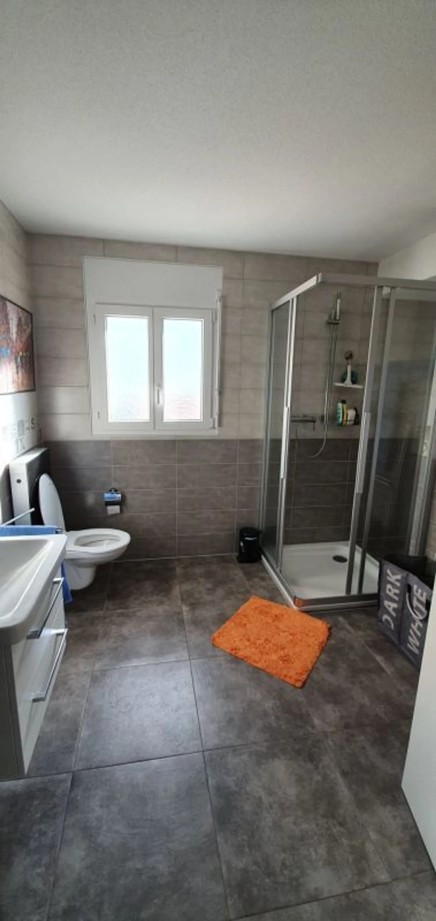 Furnished - 2.5 rooms in the attic at the entrance of the village with parking spaces and balcony - Photo 4 of 9