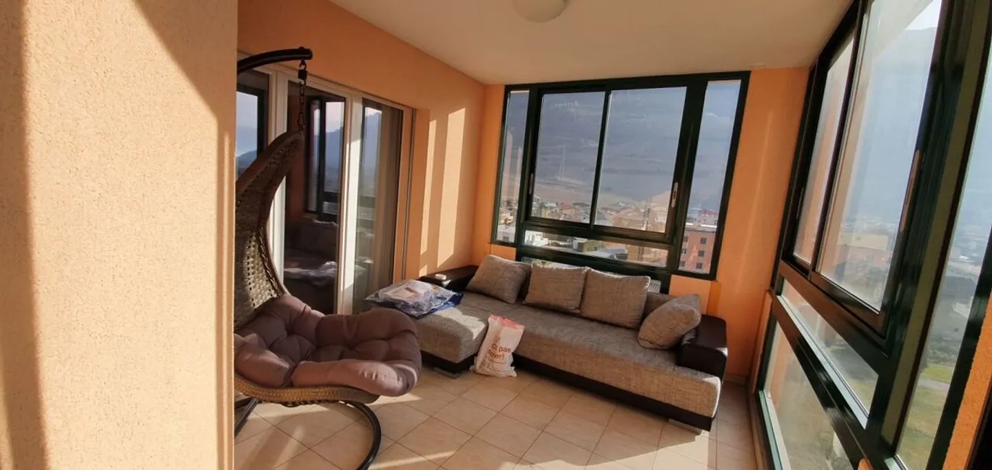 Furnished - 2.5 rooms in the attic at the entrance of the village with parking spaces and balcony - Photo 5 of 9