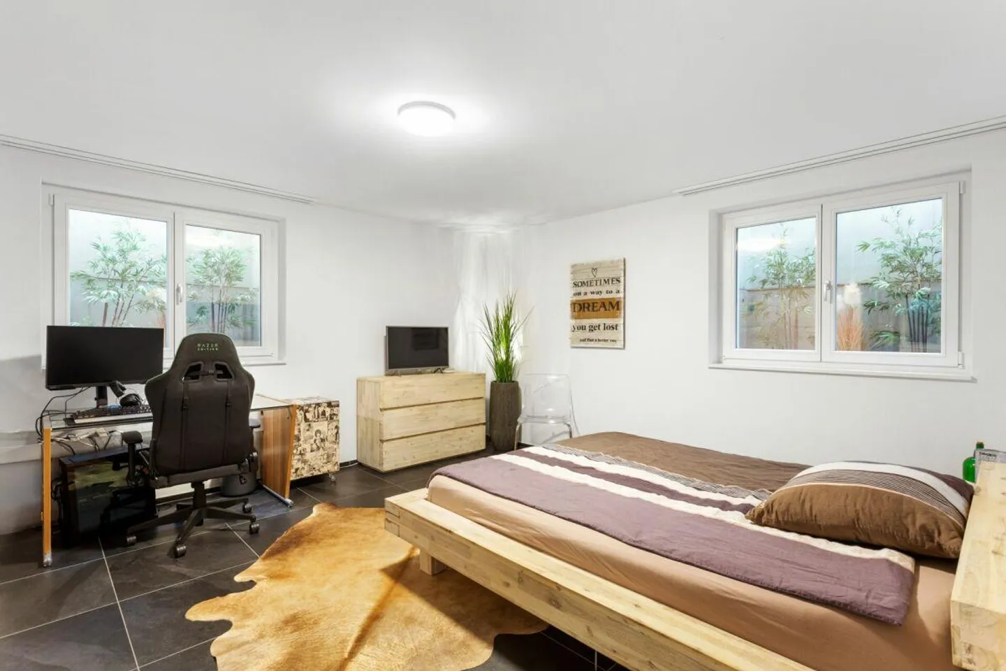 Modern Elegance in Idyllic Location - Your Dream Home in Weingarten - Photo 14 of 15