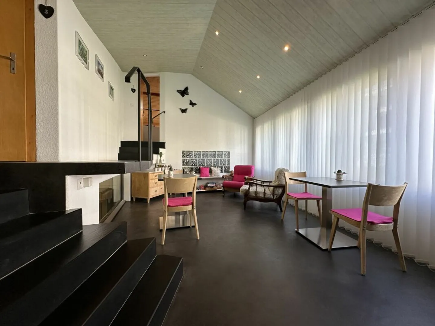 Restaurant Unique mit B & B in Schwändi/GL - Foto 4 von 16