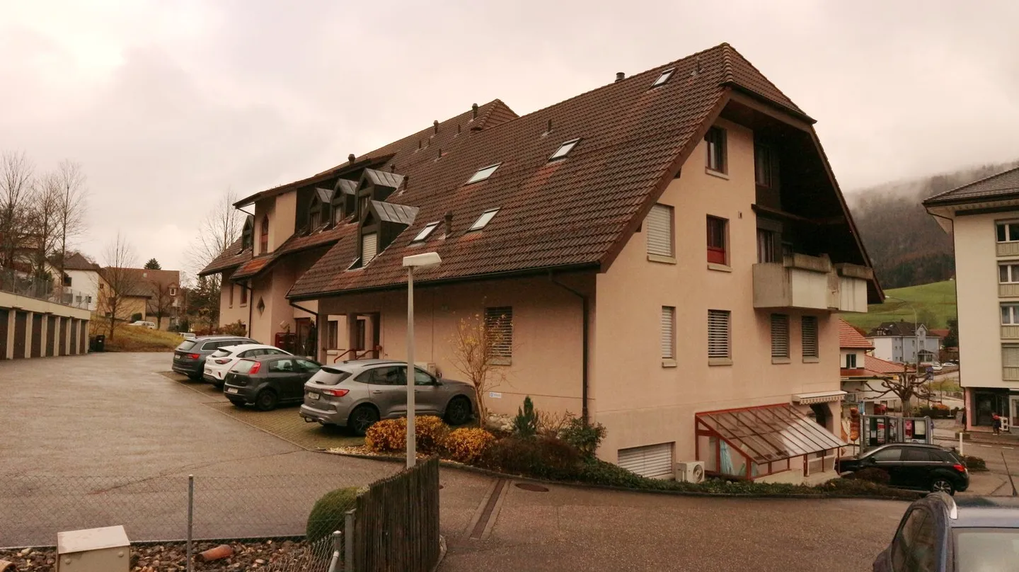 Sono al Gopfriedstutz un chiosco.. o forse una banca? Sono in un hotel o in una cassa? - Foto 3 di 33