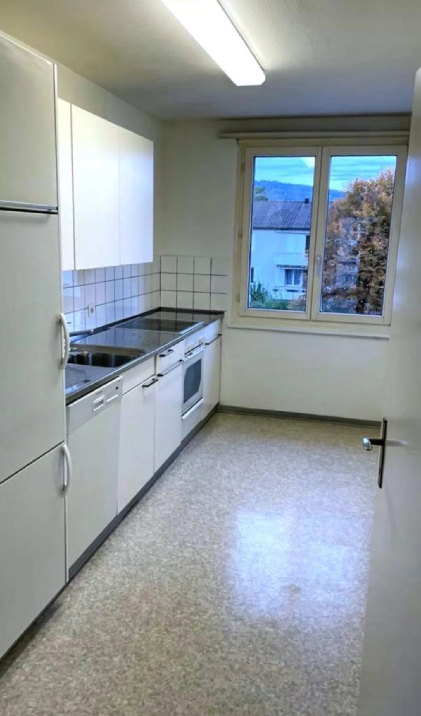 Contratto di locazione temporanea fino al 30.11.2028 - Foto 2 di 6