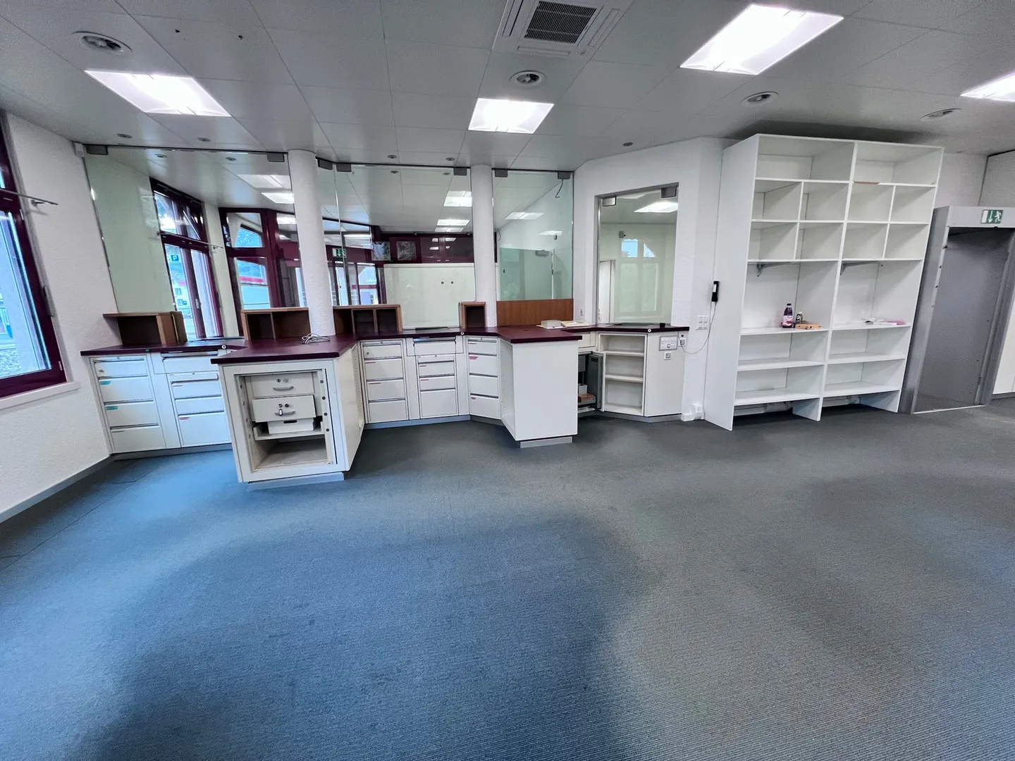 Sono al Gopfriedstutz un chiosco.. o forse una banca? Sono in un hotel o in una cassa? - Foto 12 di 33