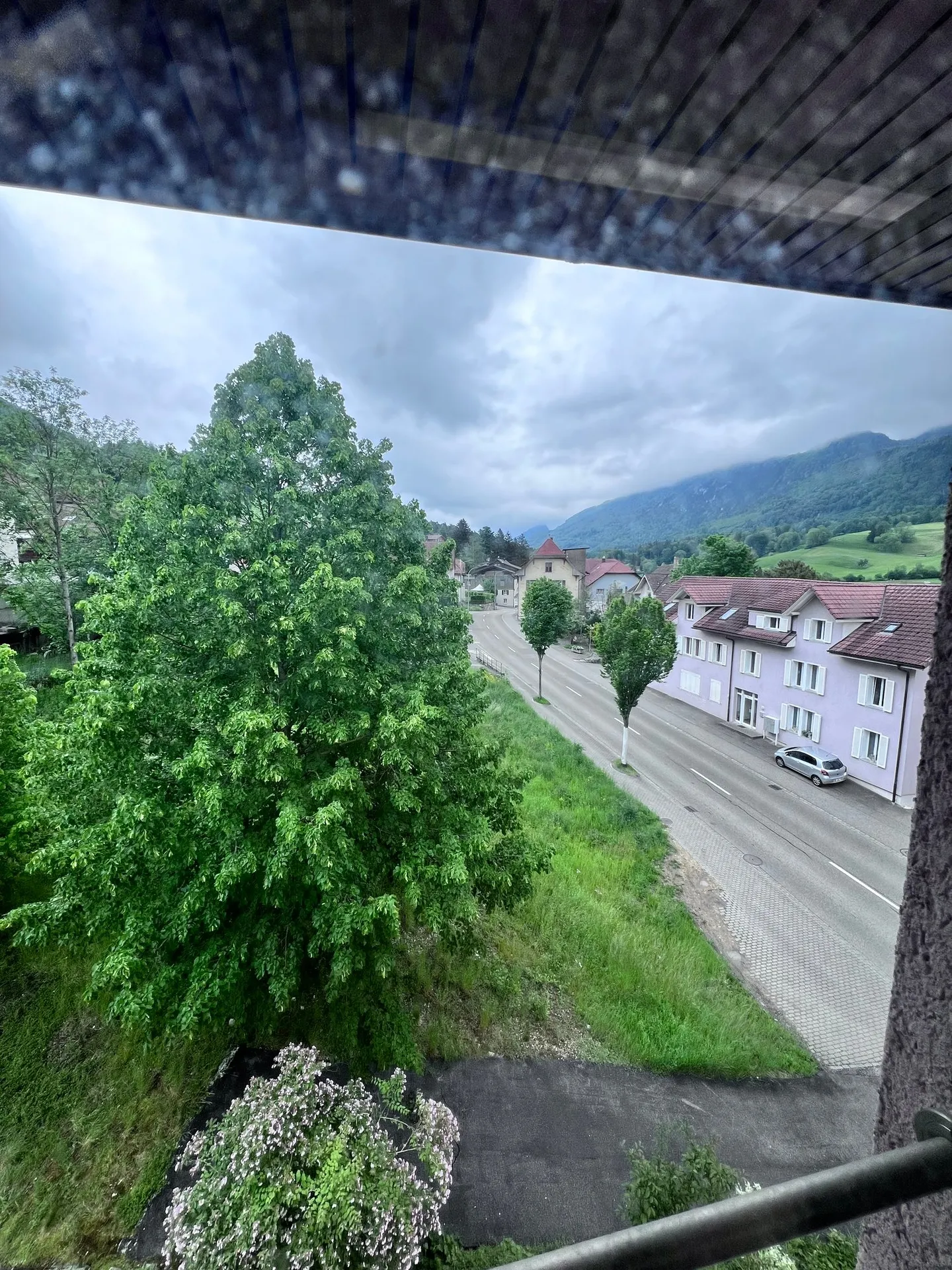 Sono al Gopfriedstutz un chiosco.. o forse una banca? Sono in un hotel o in una cassa? - Foto 31 di 33