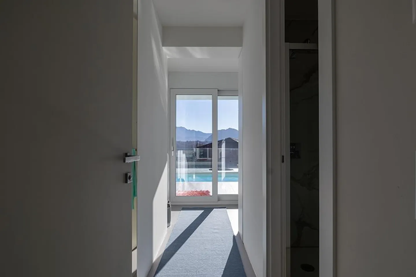 MERAVIGLIOSO ATTICO DUPLEX CON PISCINA A MANNO - Foto 13 di 22