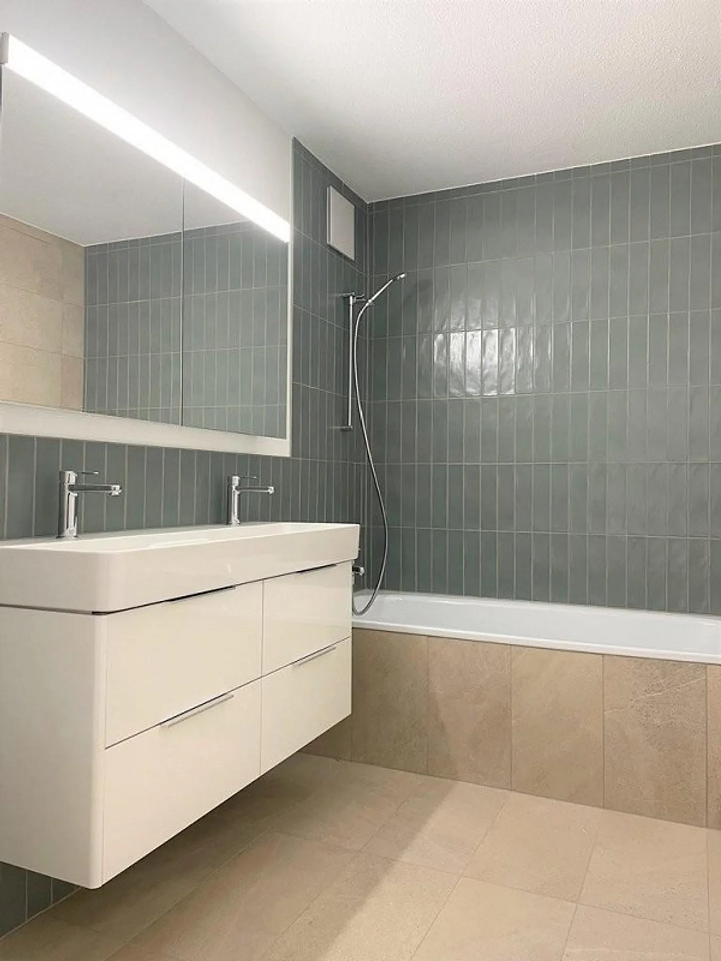 Erstvermietung, lichtdurchflutete Wohnung zu vermieten - Foto 9 von 10