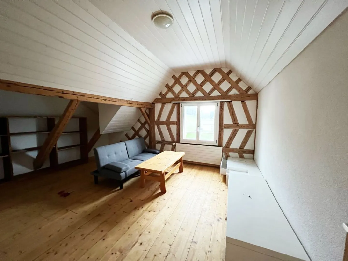 Attique à vendre - Photo 1 sur 6