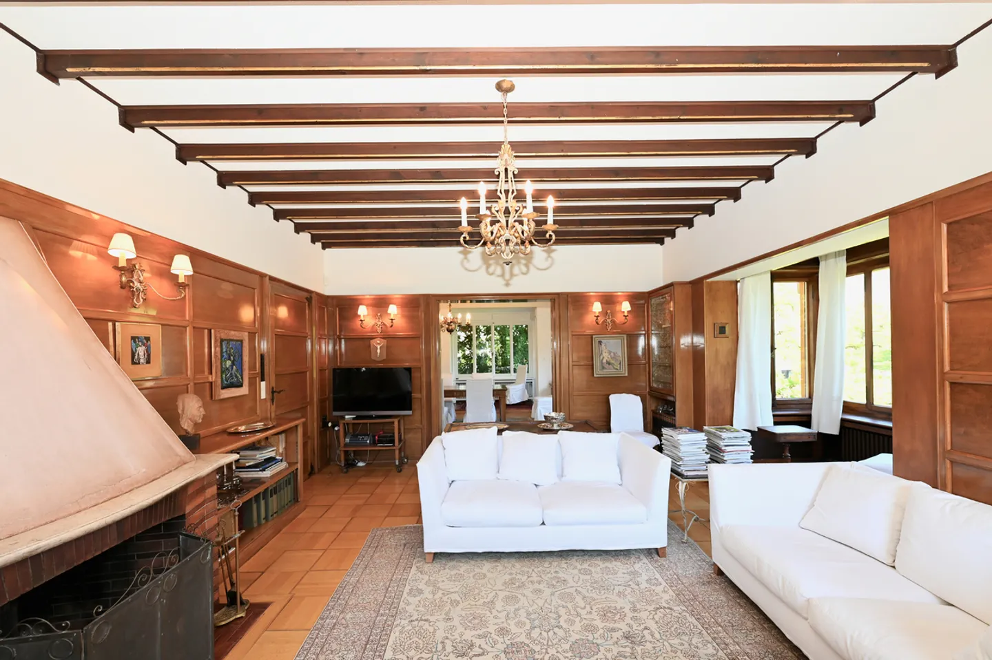 Prestigeträchtige Villa mit herrlichem Park in der Nähe des Zentrums von Lugano - Foto 8 von 17