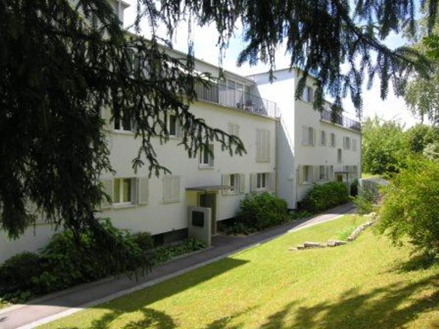 Affordable living in a beautiful environment - Photo 1 of 5