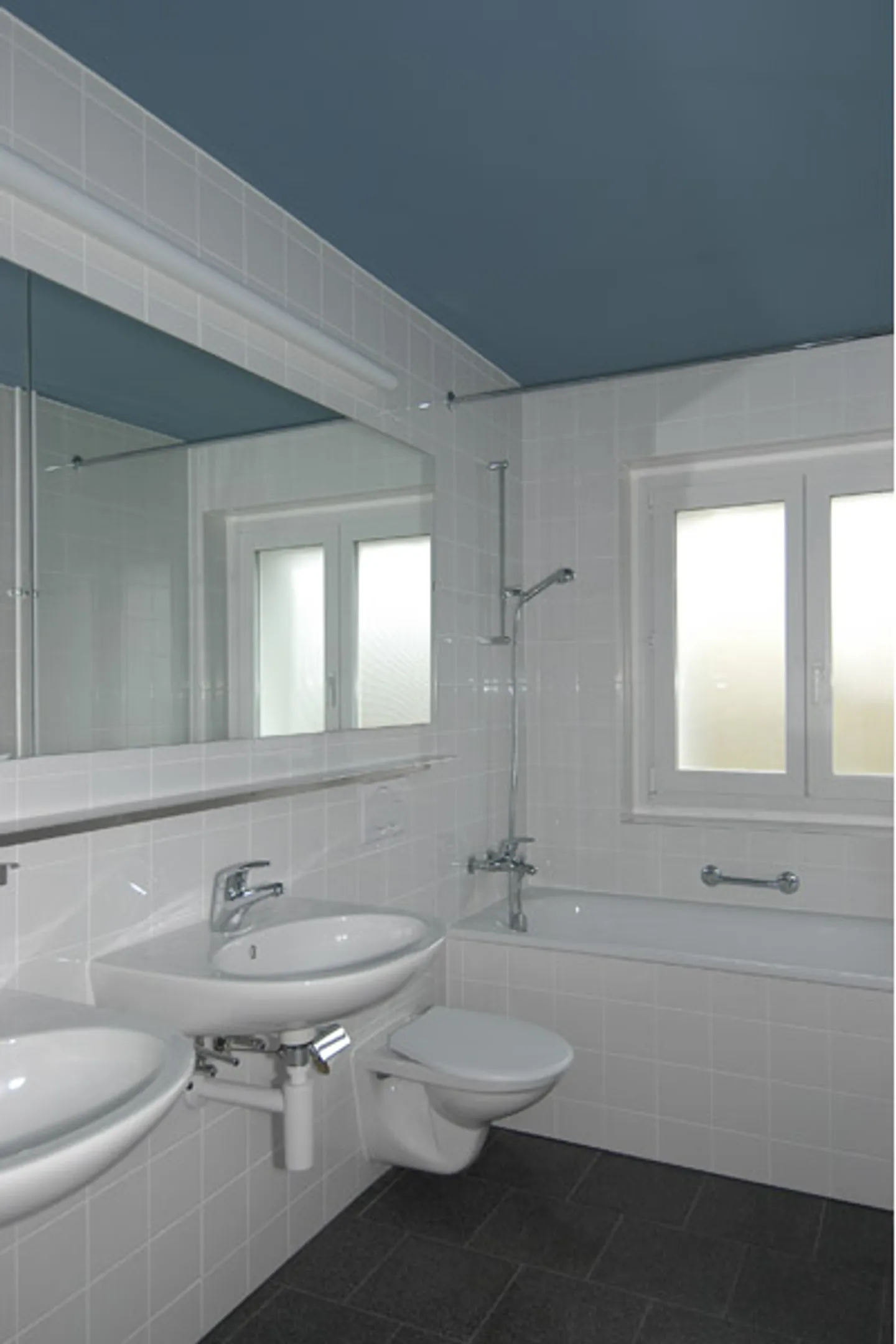 Affordable living in a beautiful environment - Photo 3 of 5