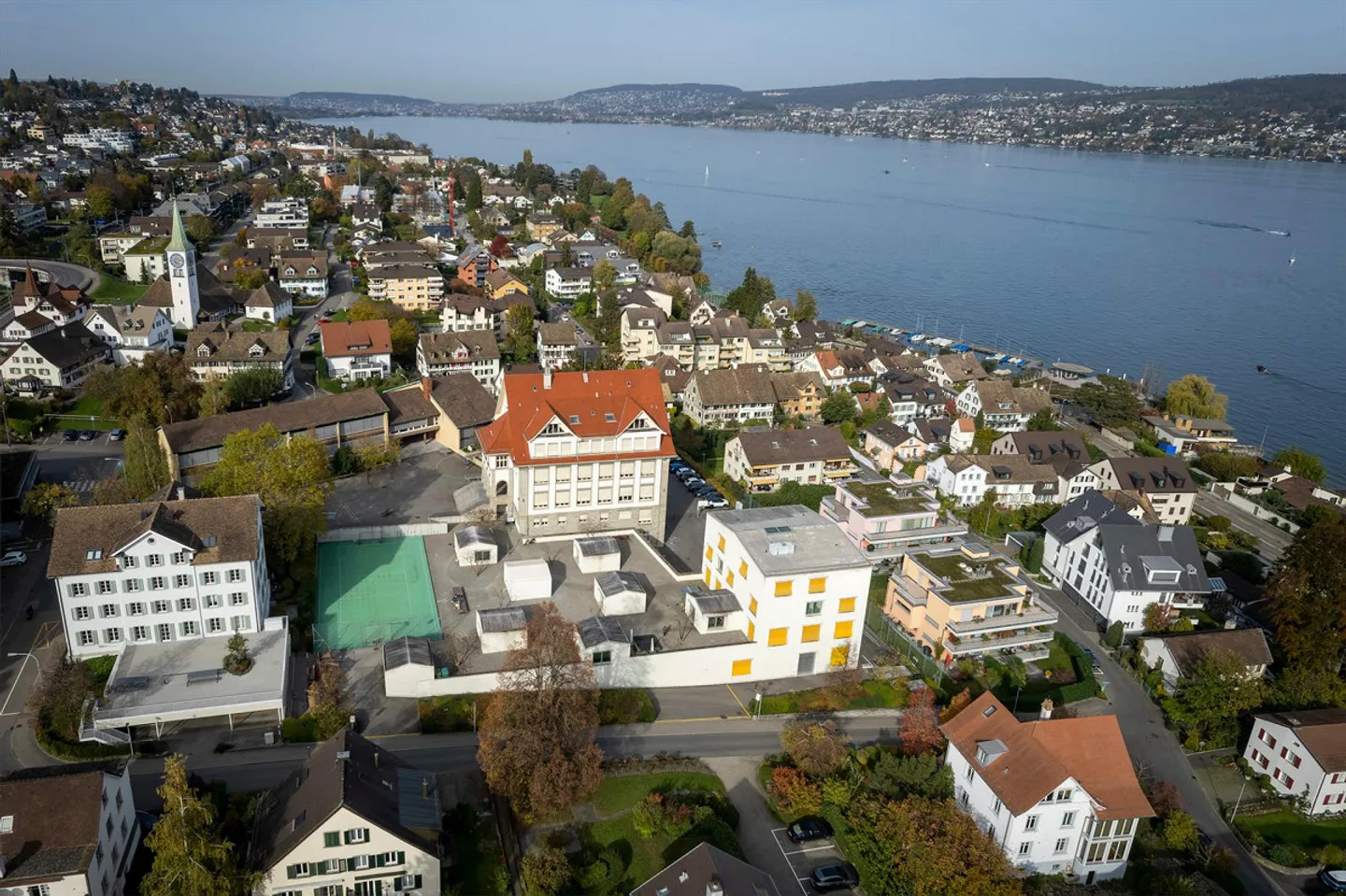 Ottima proprietà sul lago di Zurigo - Foto 1 di 1