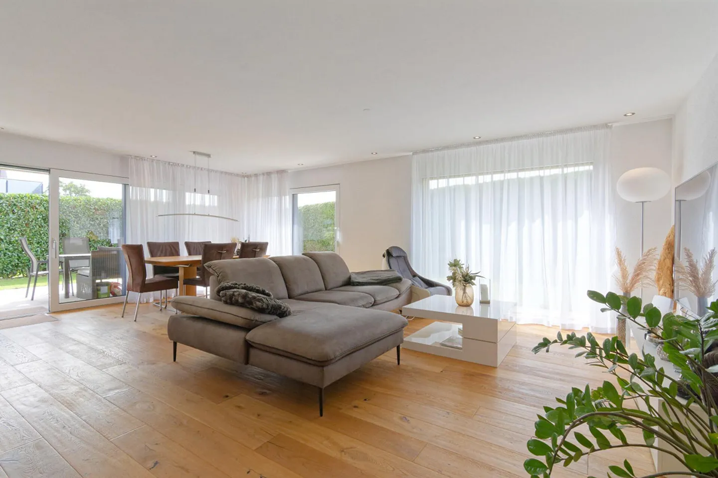 Modernes Familienhaus in Lengwil - Foto 2 von 13