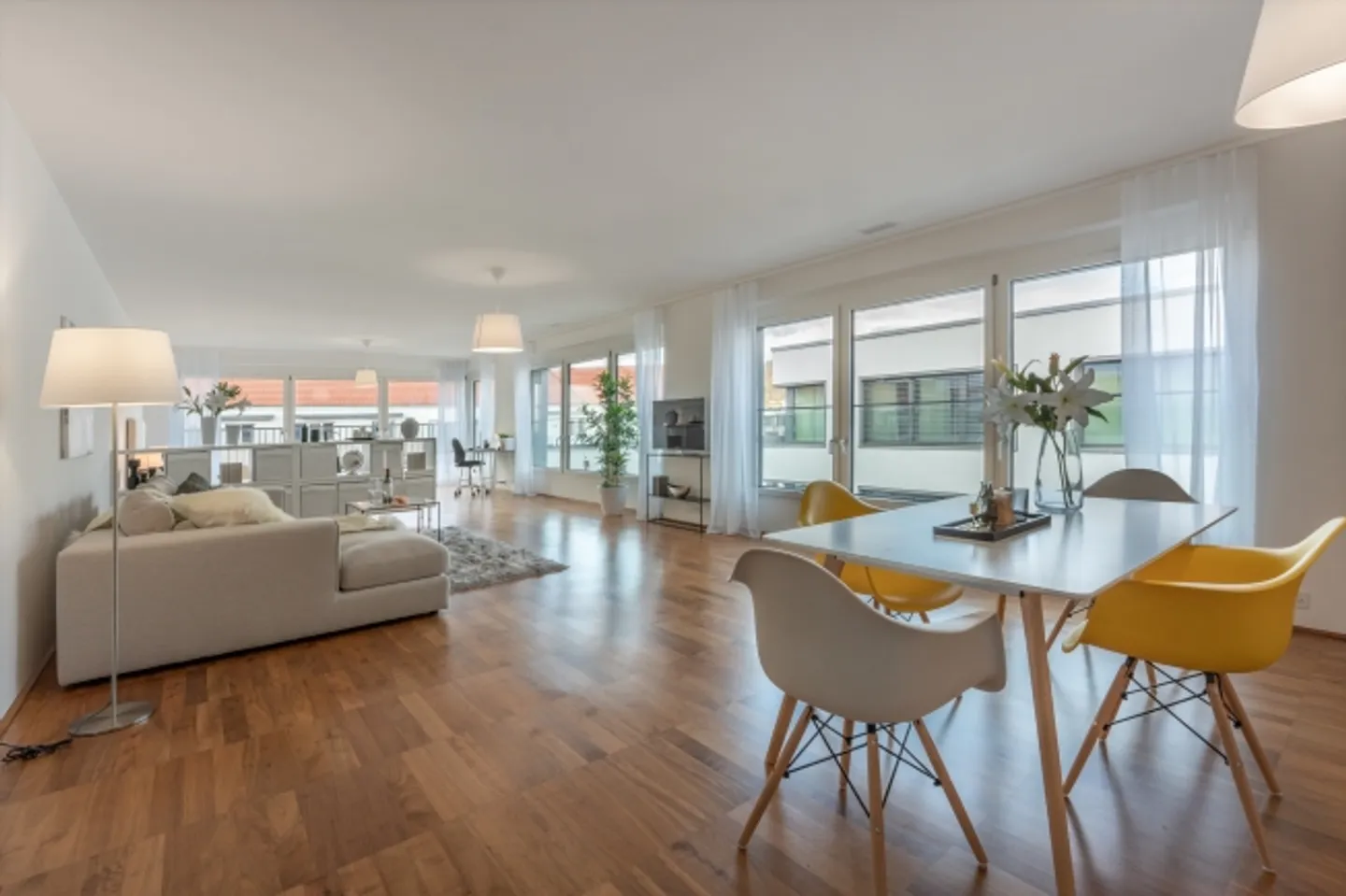 Modern Apartment in Central Location - Photo 3 of 8