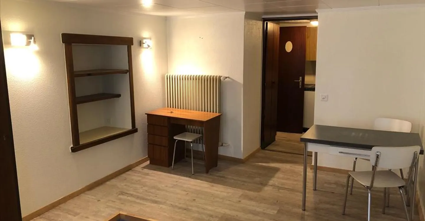 Immeuble historique avec 3 appartements - Photo 13 sur 17