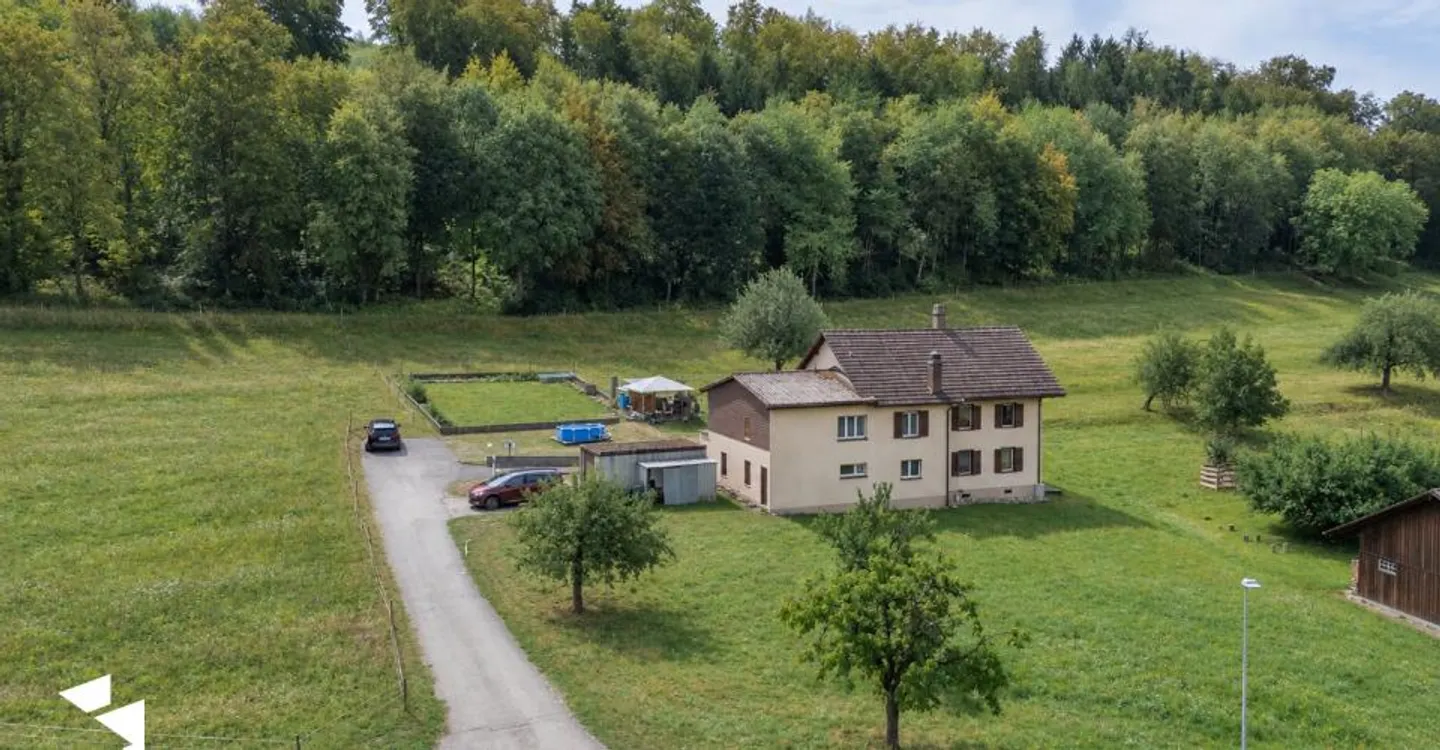 Charmante maison à deux générations - Photo 2 sur 12