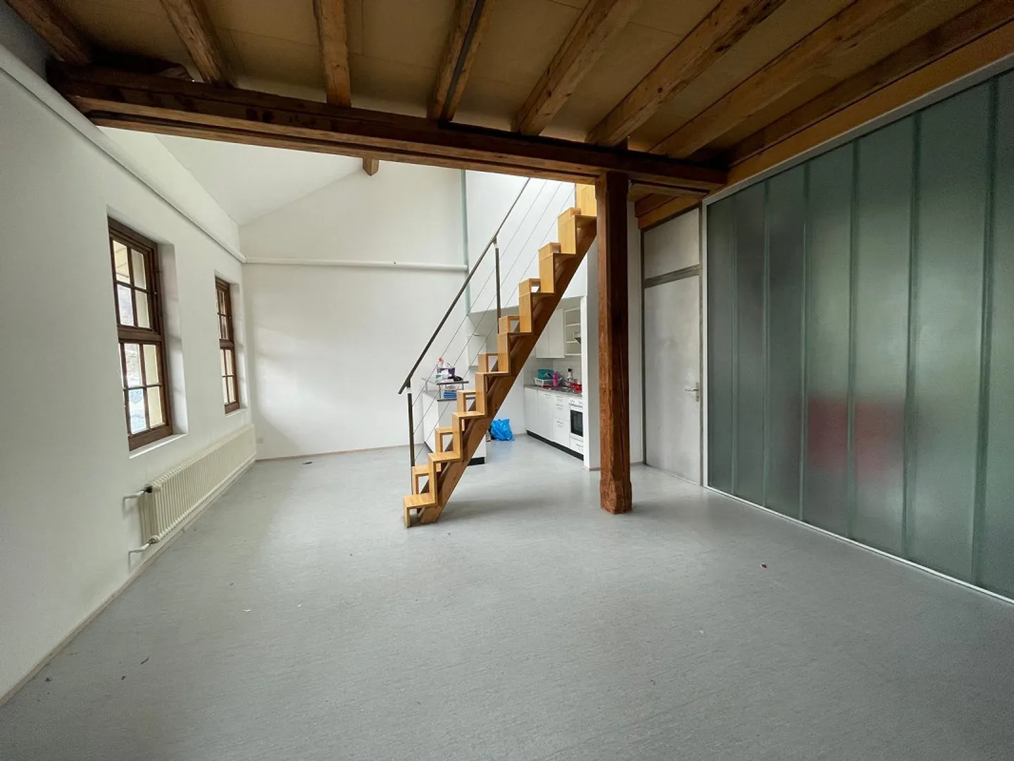 Appartamento loft ai piedi del castello di Burgdorf - Foto 1 di 8