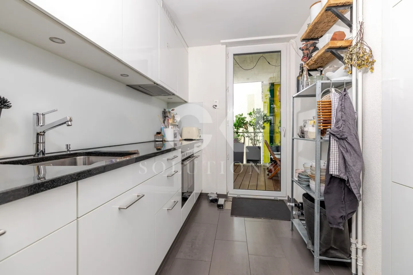 3-Room Gem with Balcony and Hobby Room - Photo 8 of 13
