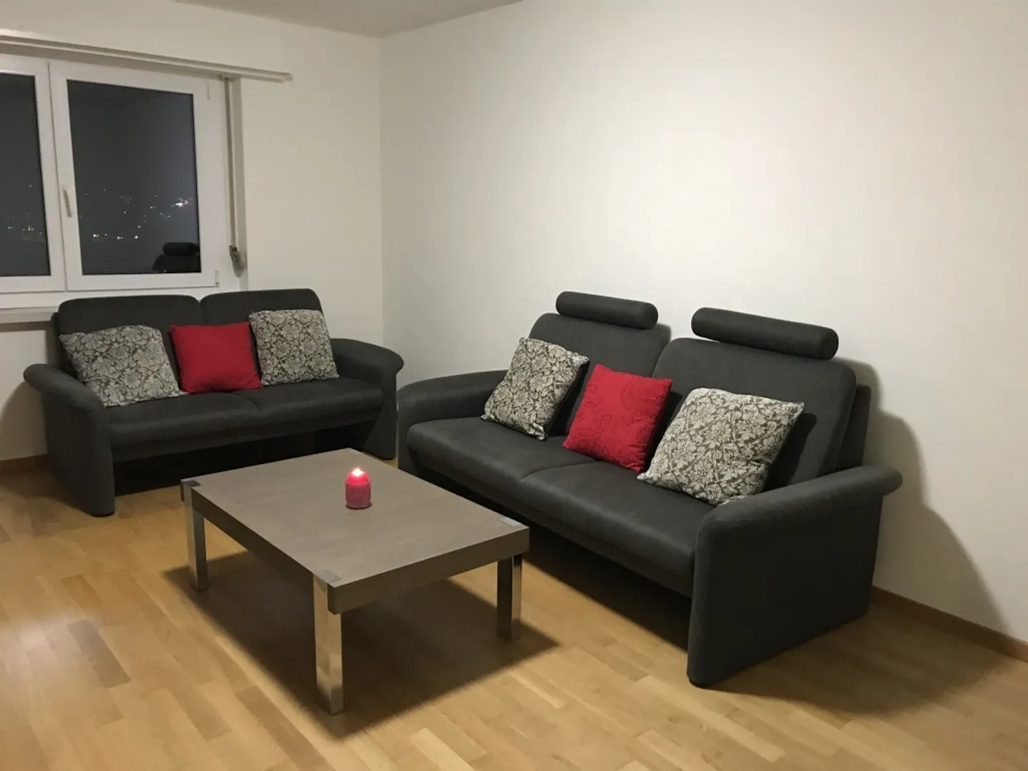 Appartamento luminoso 3.5 locali a Glattbrugg - Foto 1 di 13