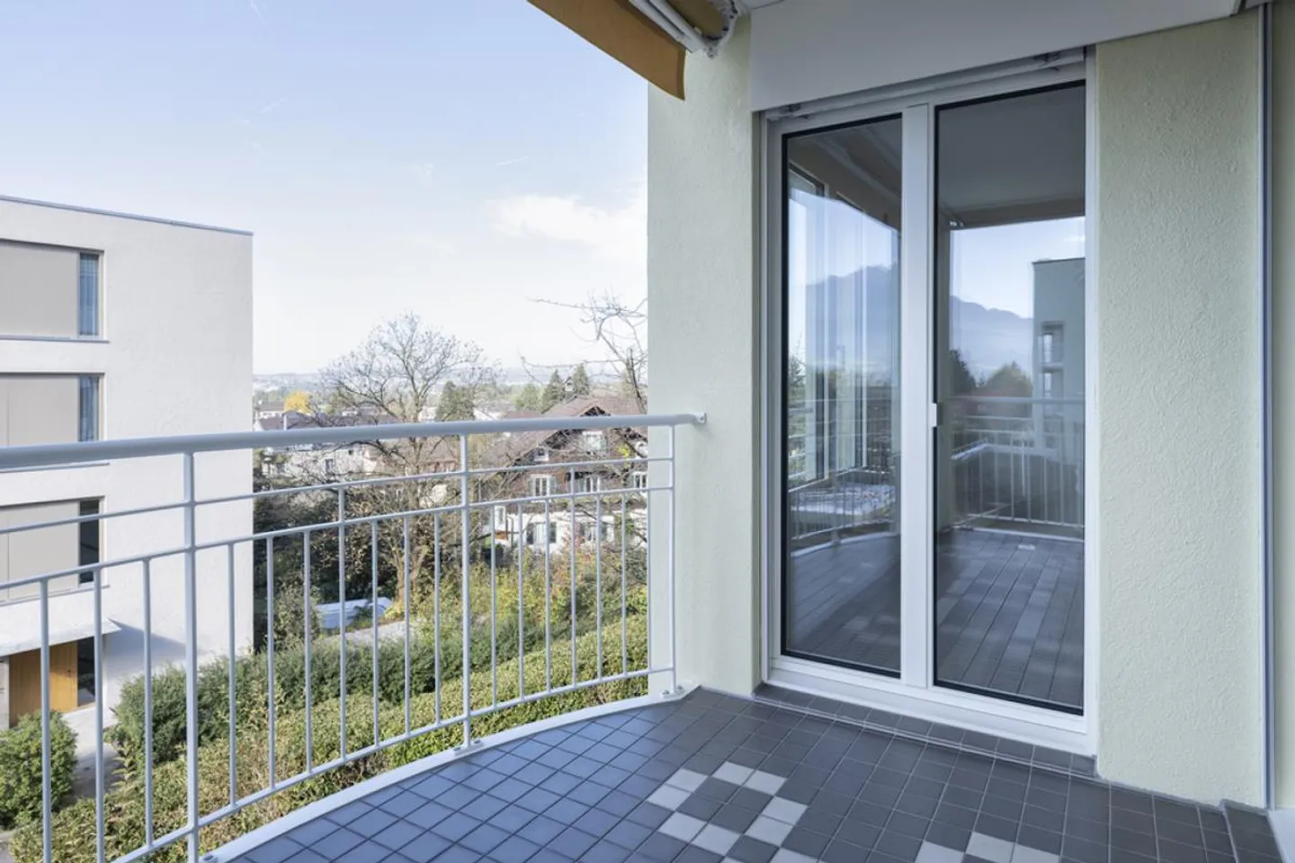 Vivere modernamente nel popolare quartiere di Wesemlin - Foto 1 di 7