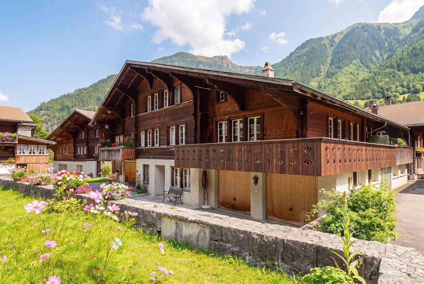 CHALET DE VACANCES DANS LES ALPES BERNOISES - Photo 2 sur 5