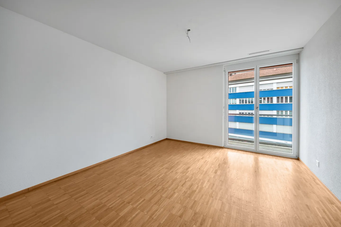 Appartement moderne dans un emplacement central - Photo 6 sur 7