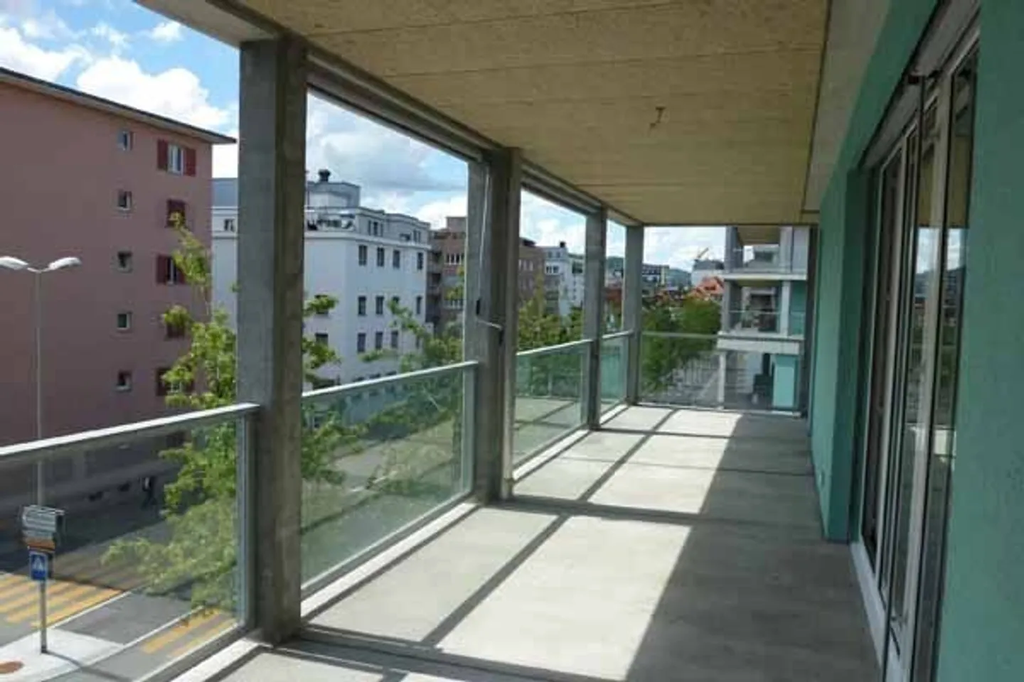 Appartement moderne dans un emplacement central - Photo 7 sur 7