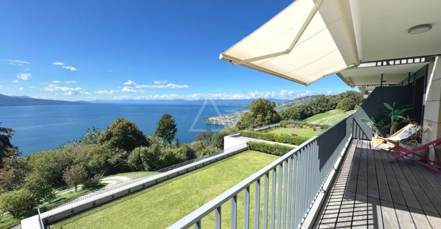 4.5P D’EXCEPTION AVEC VUE PANORAMIQUE SUR LE LÉMAN - Photo 1 sur 9