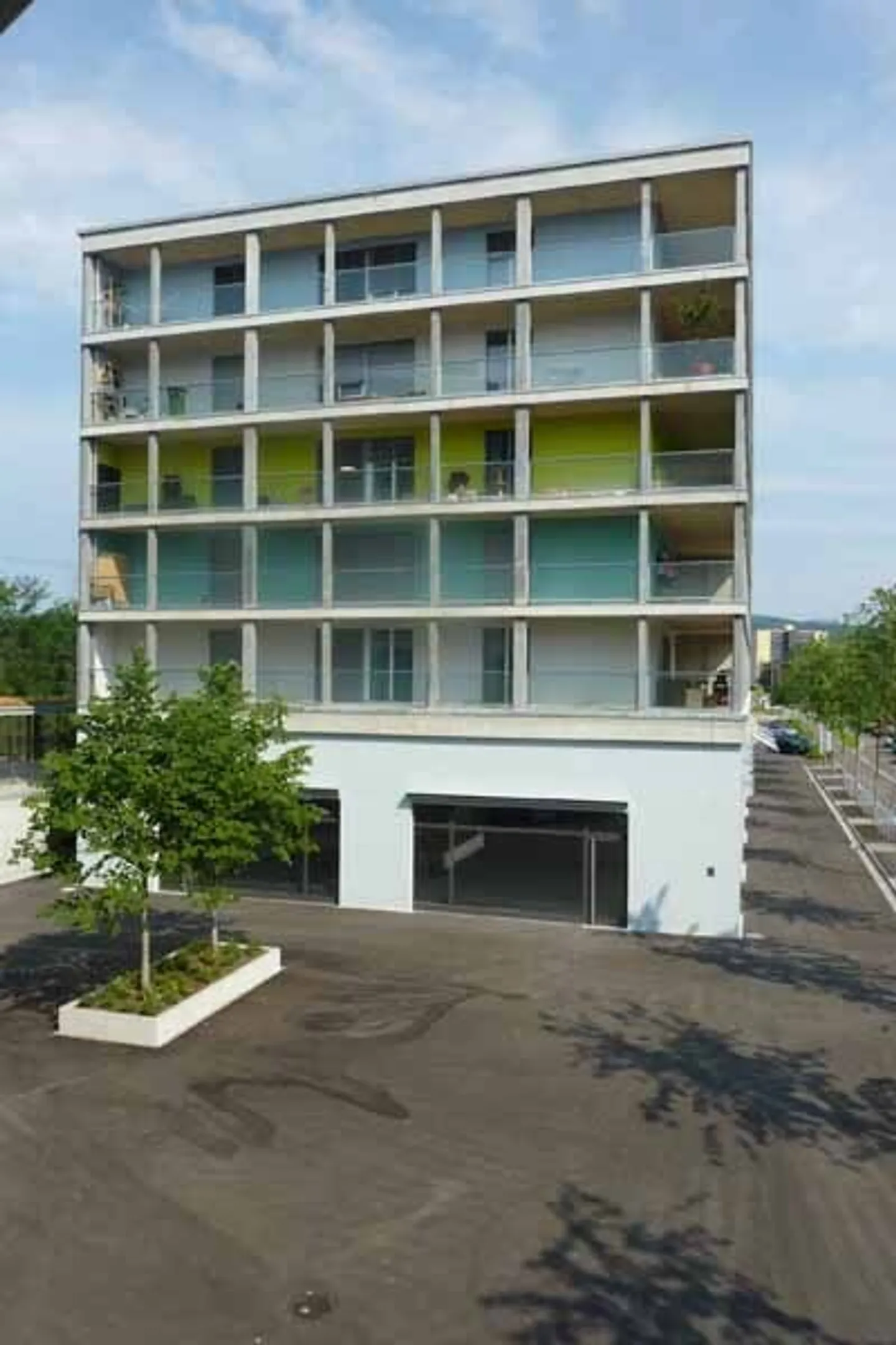 Appartement moderne dans un emplacement central - Photo 1 sur 7