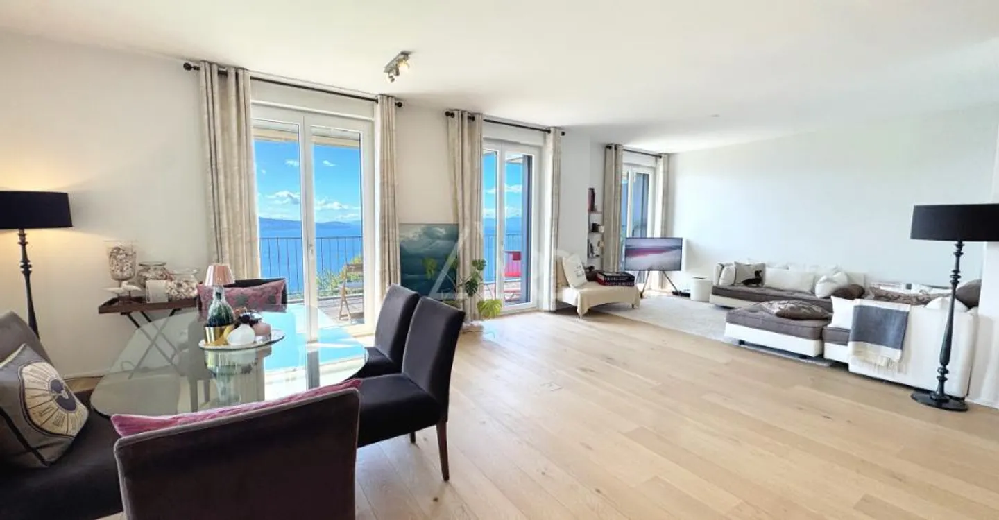 4.5P D’EXCEPTION AVEC VUE PANORAMIQUE SUR LE LÉMAN - Photo 2 sur 9