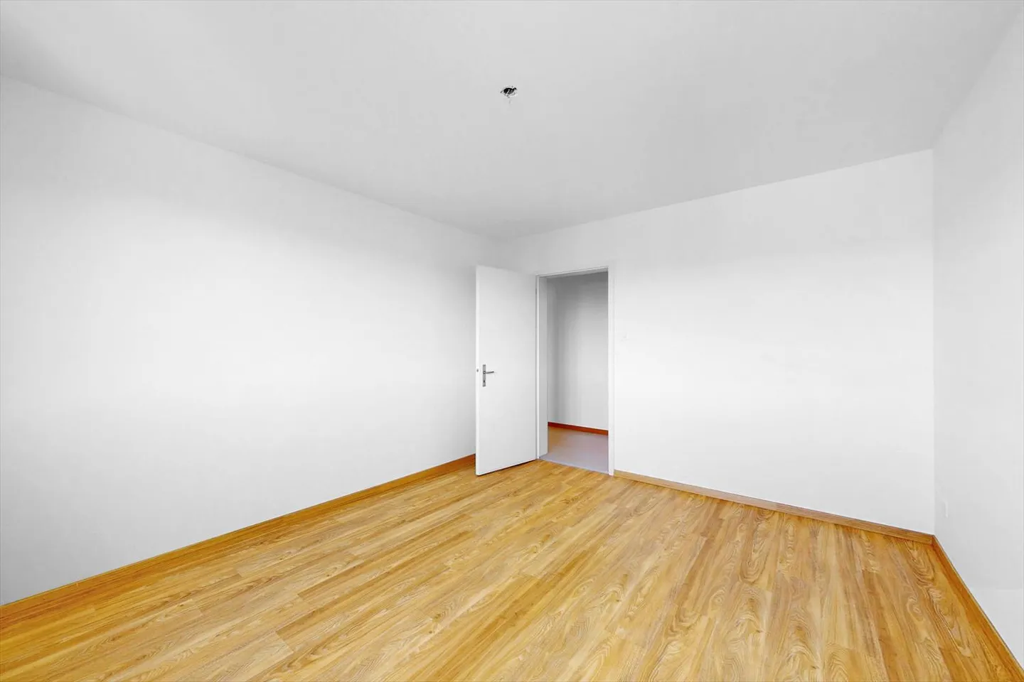 Environnement soigné, emplacement calme - Photo 4 sur 8