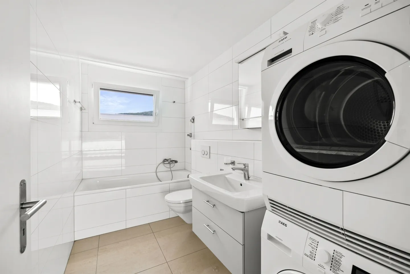 Moderne 5.5-Zimmerwohnung - Foto 7 von 8