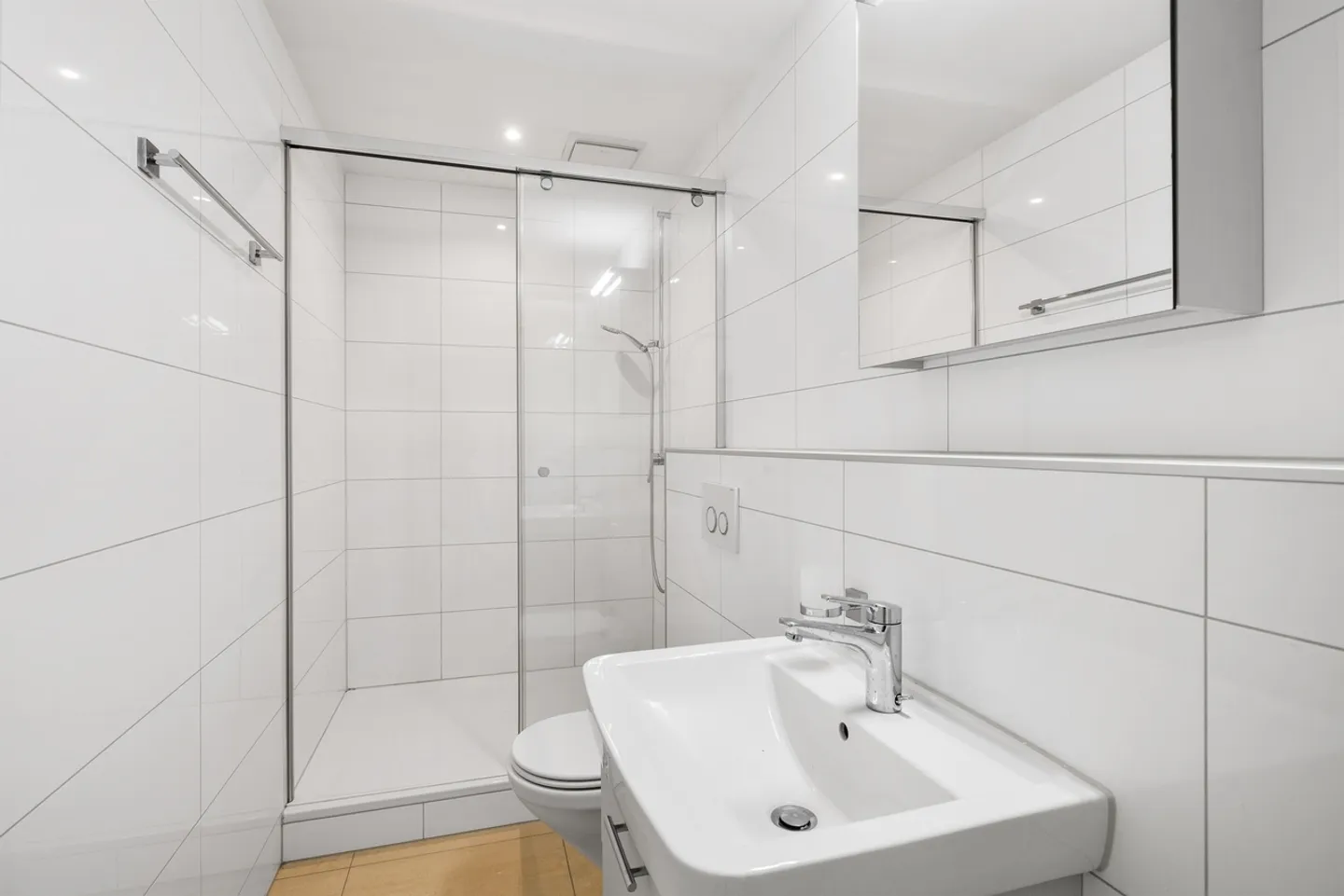 Moderne 5.5-Zimmerwohnung - Foto 8 von 8