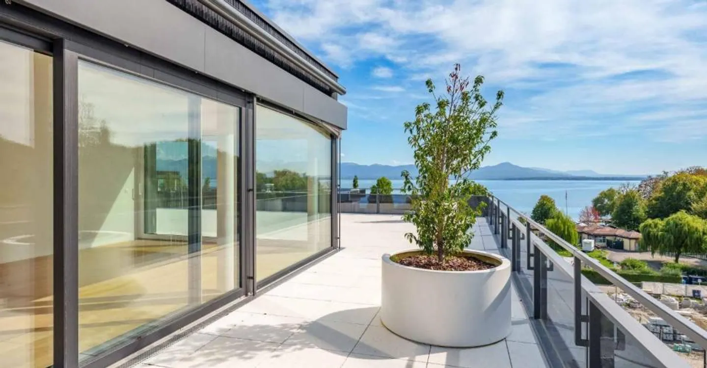 Stunning Penthouse with Rooftop - Photo 1 of 13