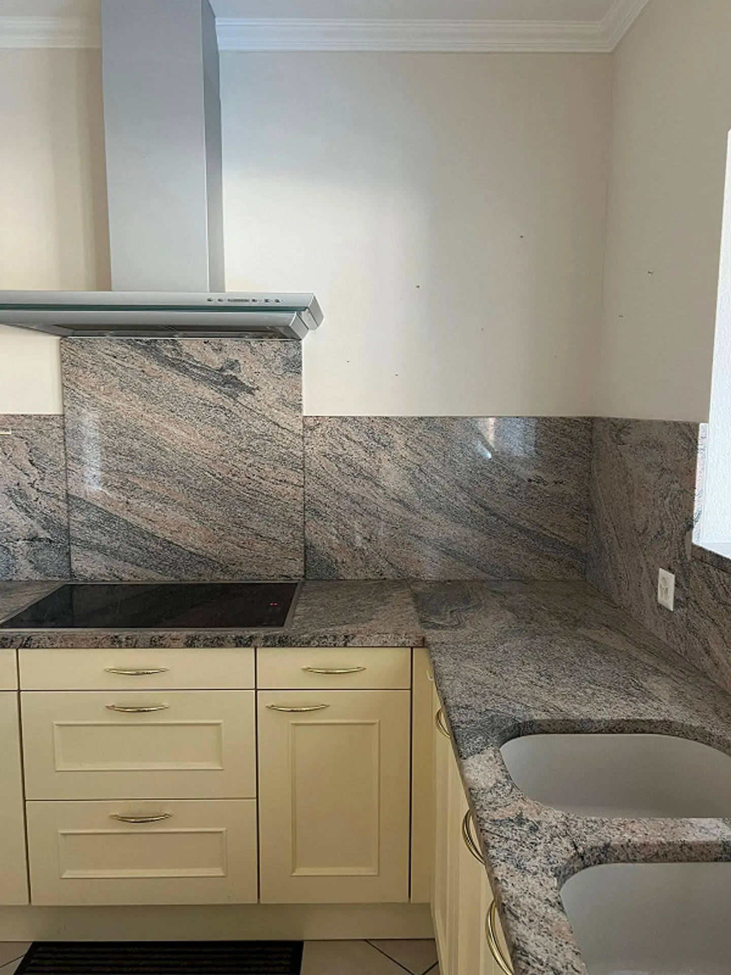 Beautiful, large 5-room apartment with magnificent lake view - Photo 8 of 17