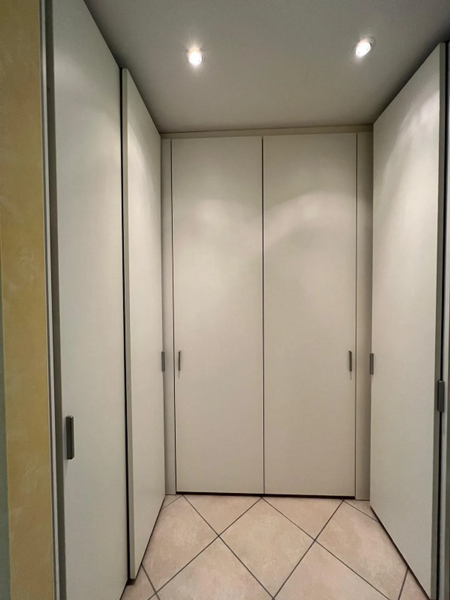 Beautiful, large 5-room apartment with magnificent lake view - Photo 12 of 17