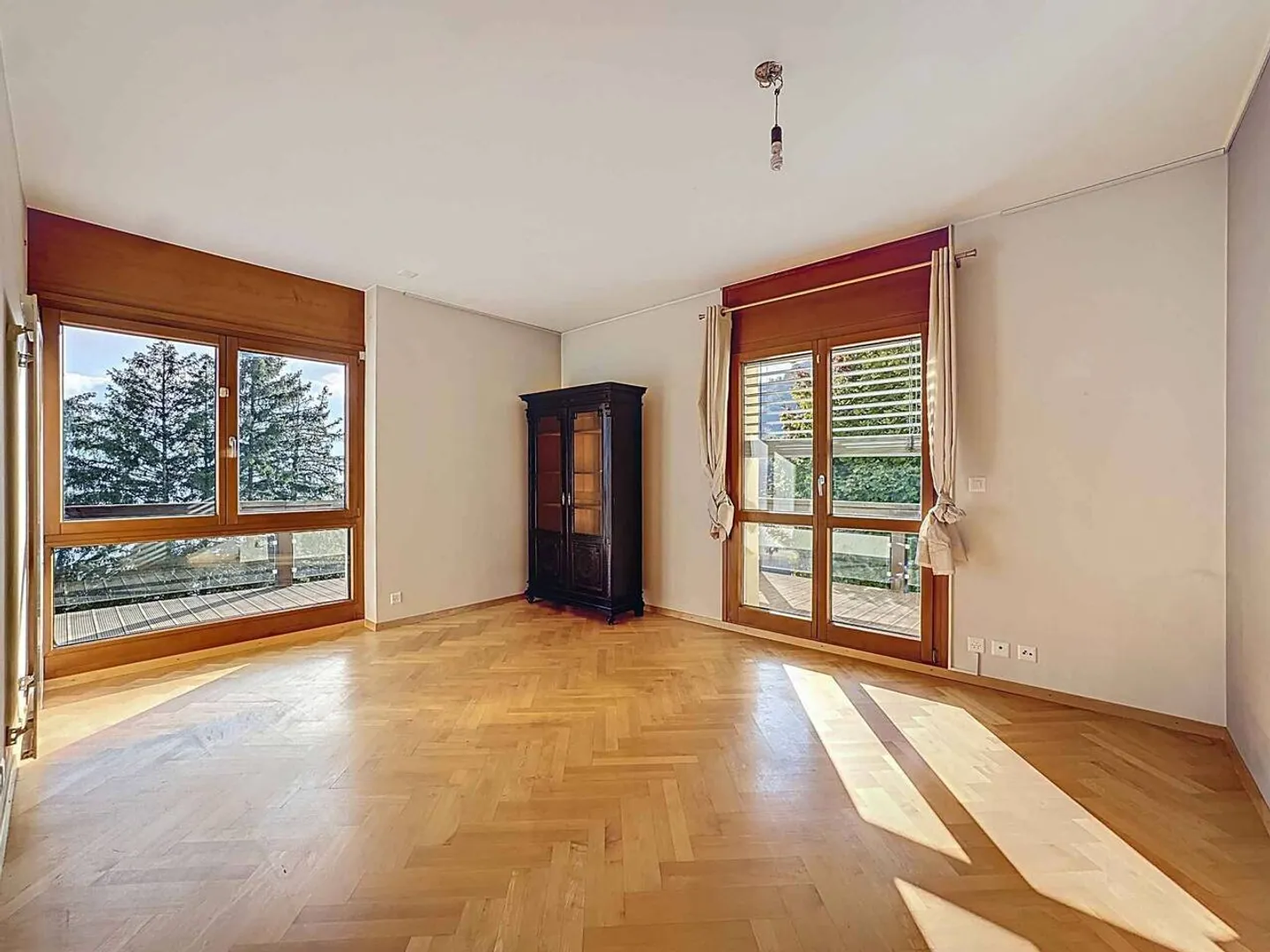 Superb 4.5 Room Apartment with Panoramic View - Photo 5 of 11
