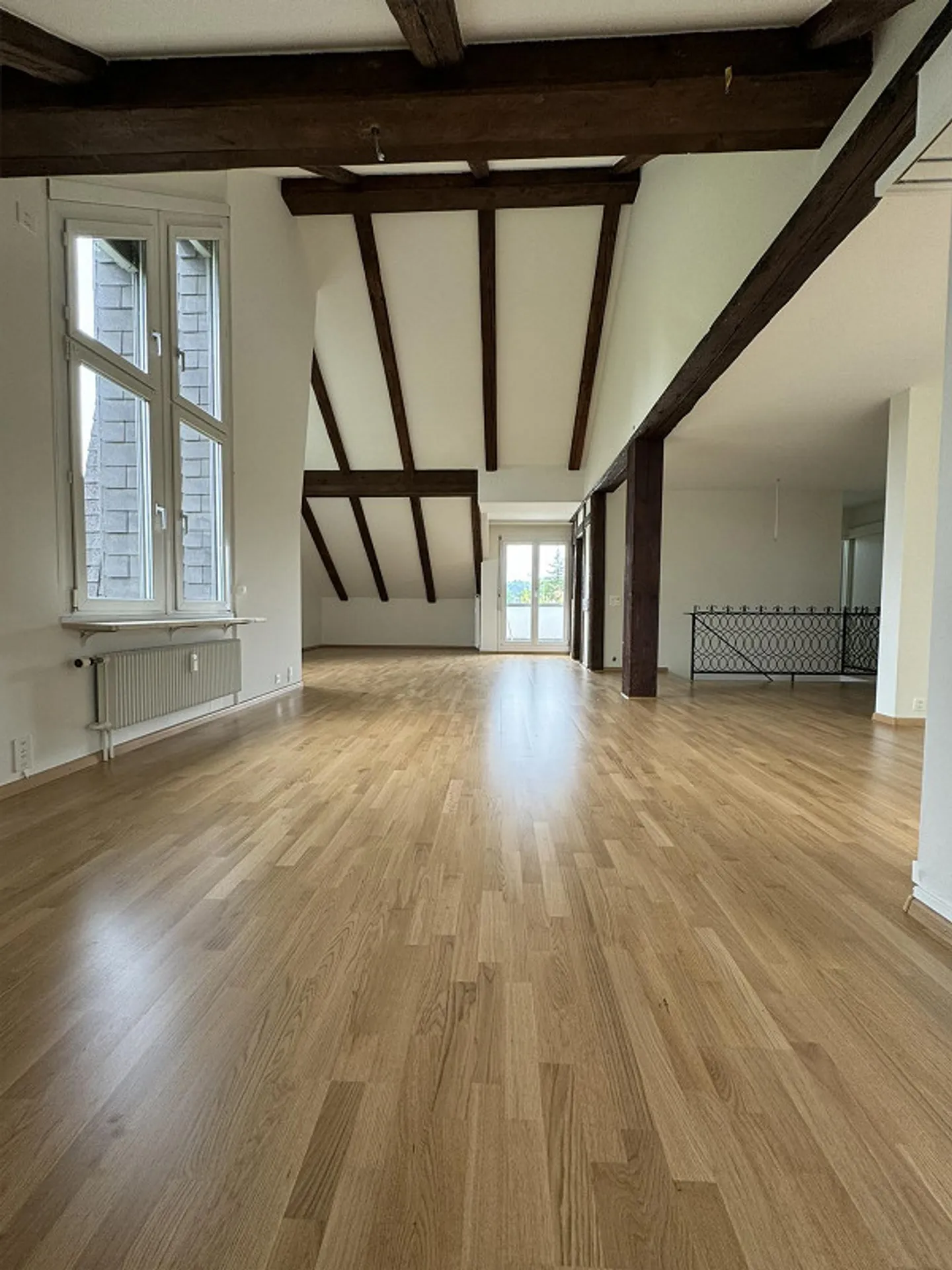 Traumhafte 5.5-Zimmerwohnung am Fusse des Tüllingerhügels in Riehen - Foto 3 von 22