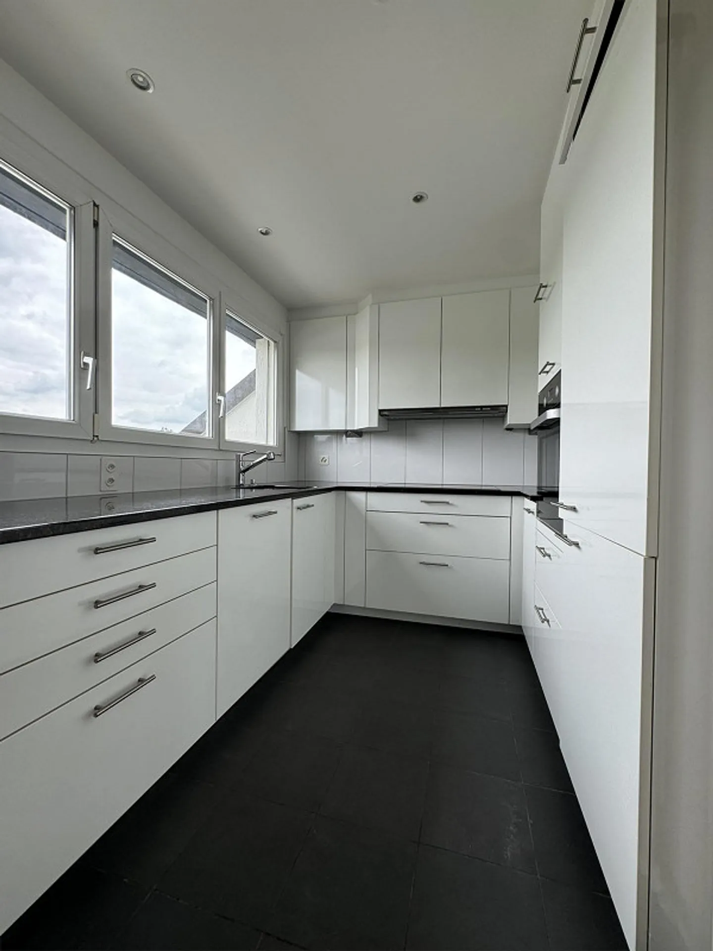 Traumhafte 5.5-Zimmerwohnung am Fusse des Tüllingerhügels in Riehen - Foto 17 von 22