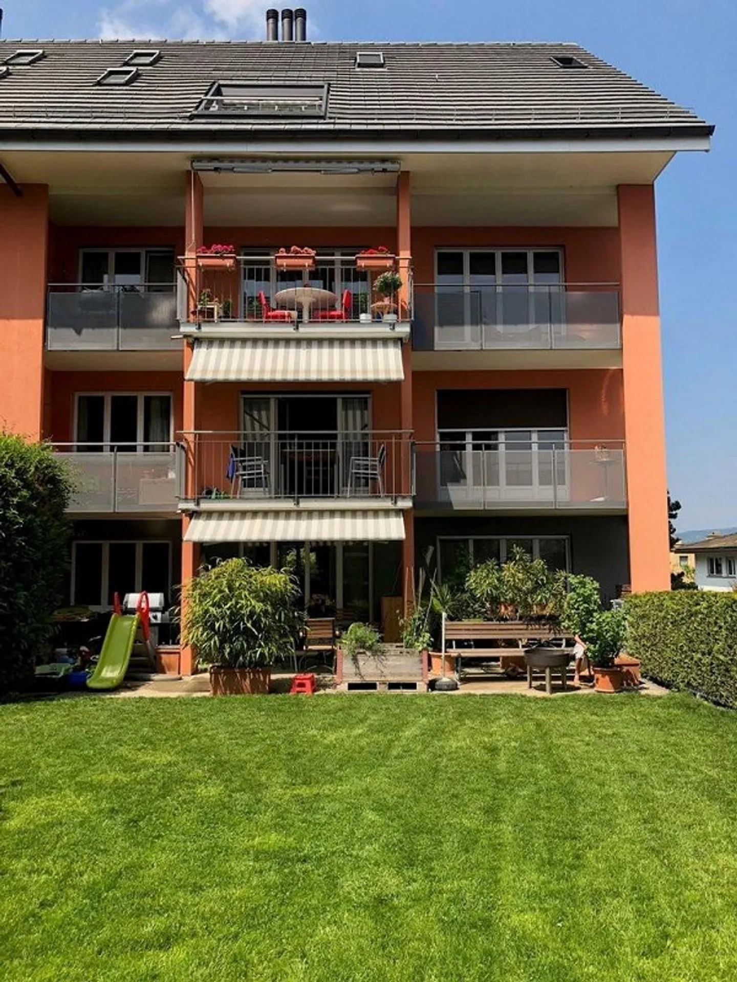 helle und geräumige 4.5 Zimmerwohnung zu vermieten - Foto 2 von 10