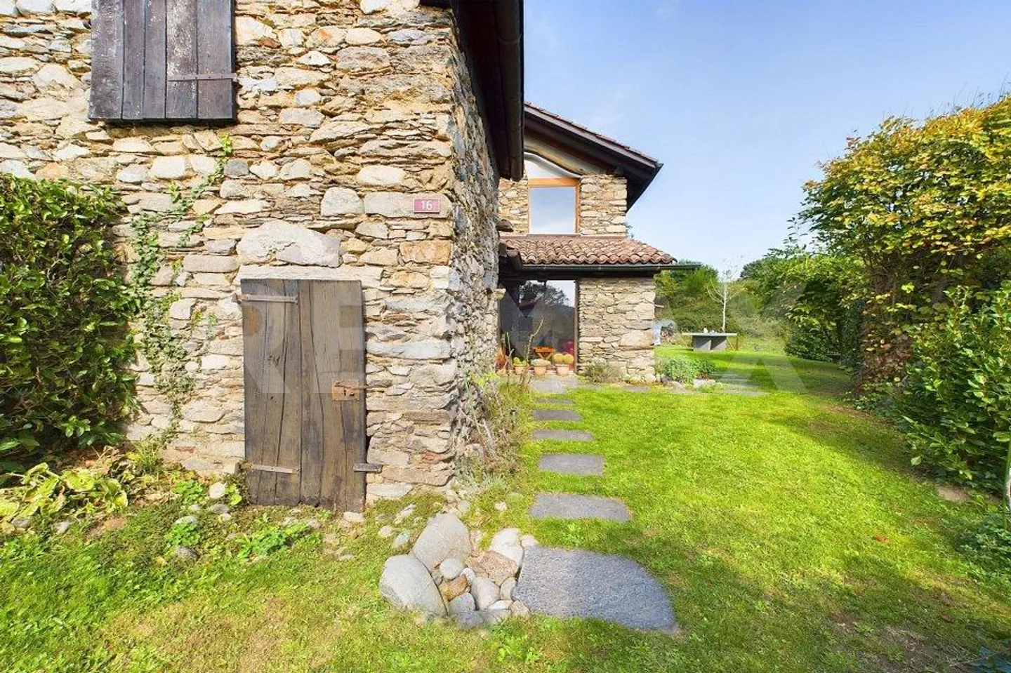 Charmantes rustikales Haus mit Garten - Foto 7 von 13