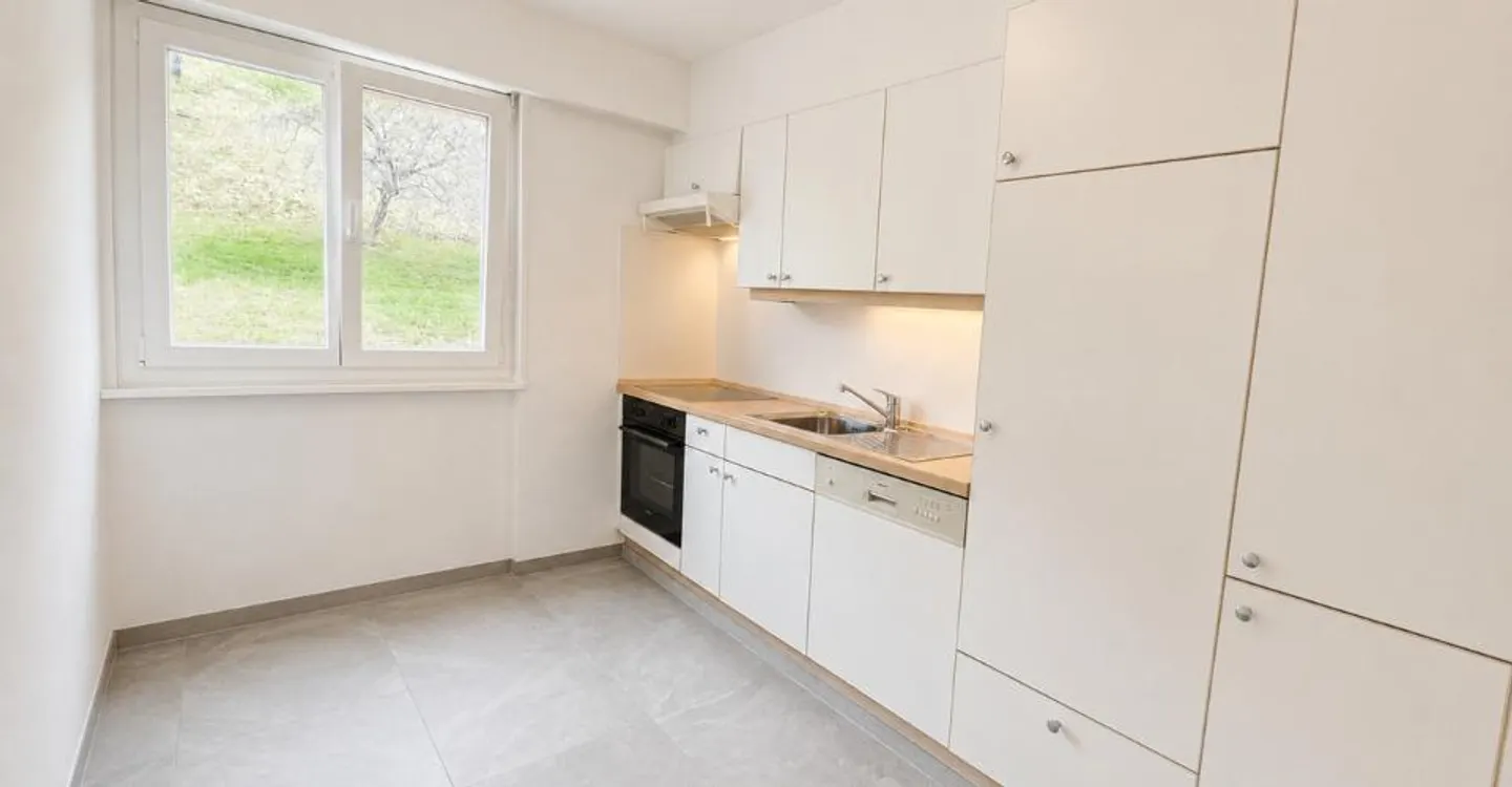 3,5 Zimmer - hell und Balkon - Foto 3 von 10
