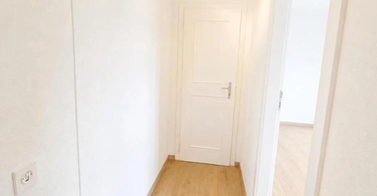 3,5 Zimmer - hell und Balkon - Foto 7 von 10