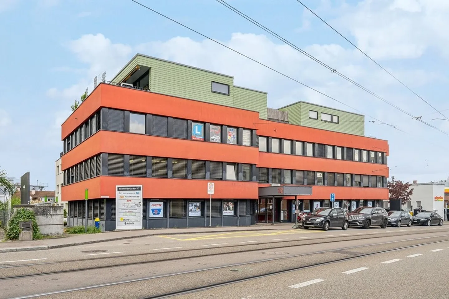 Beautiful, bright office space in Birsfelden - Photo 1 of 8