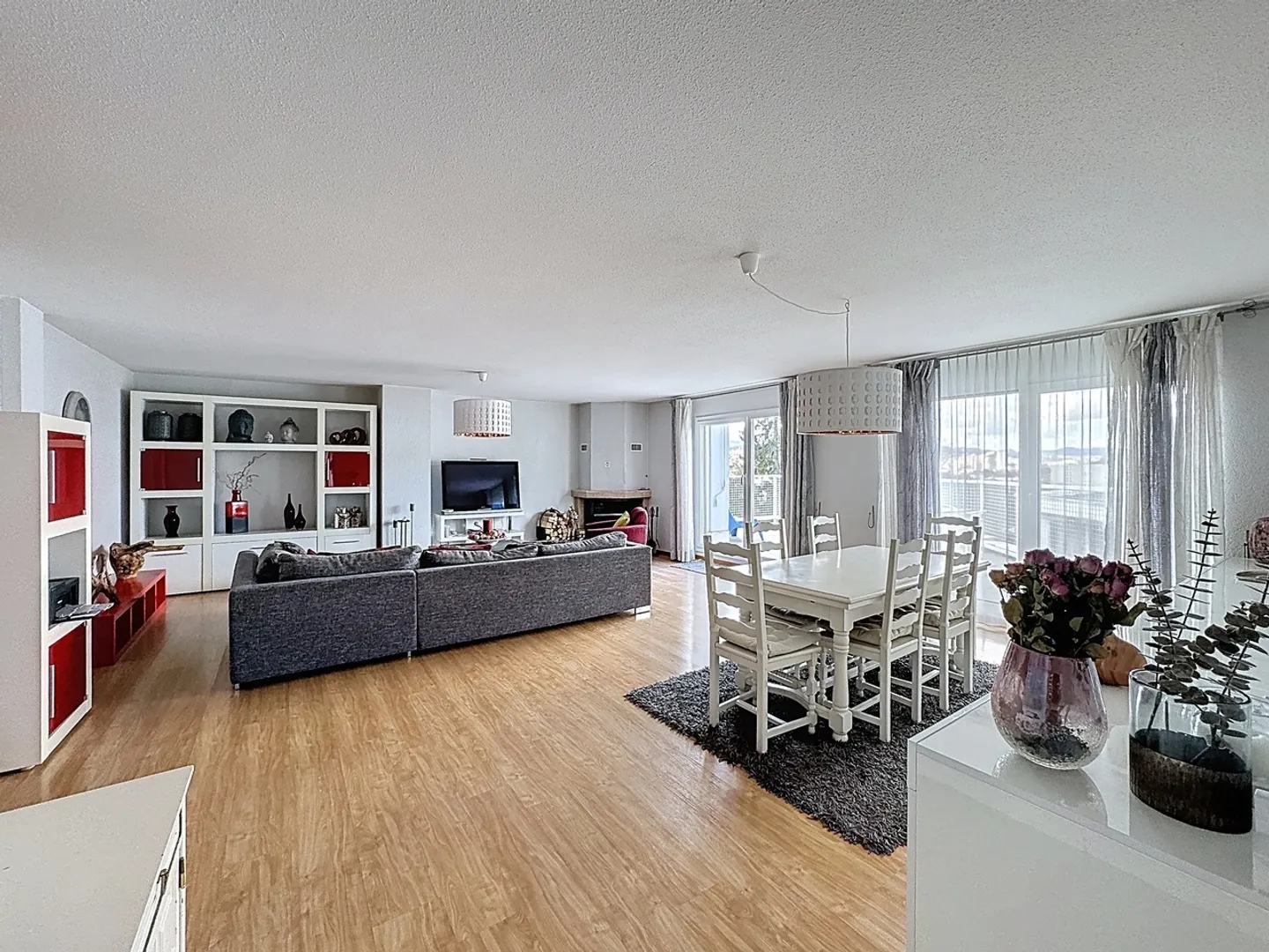 Penthouse con Terrazze a La Chaux-de-Fonds - Foto 3 di 13