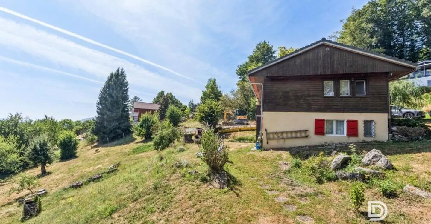 Chalet Charmant avec Vue Lac - Photo 3 sur 13