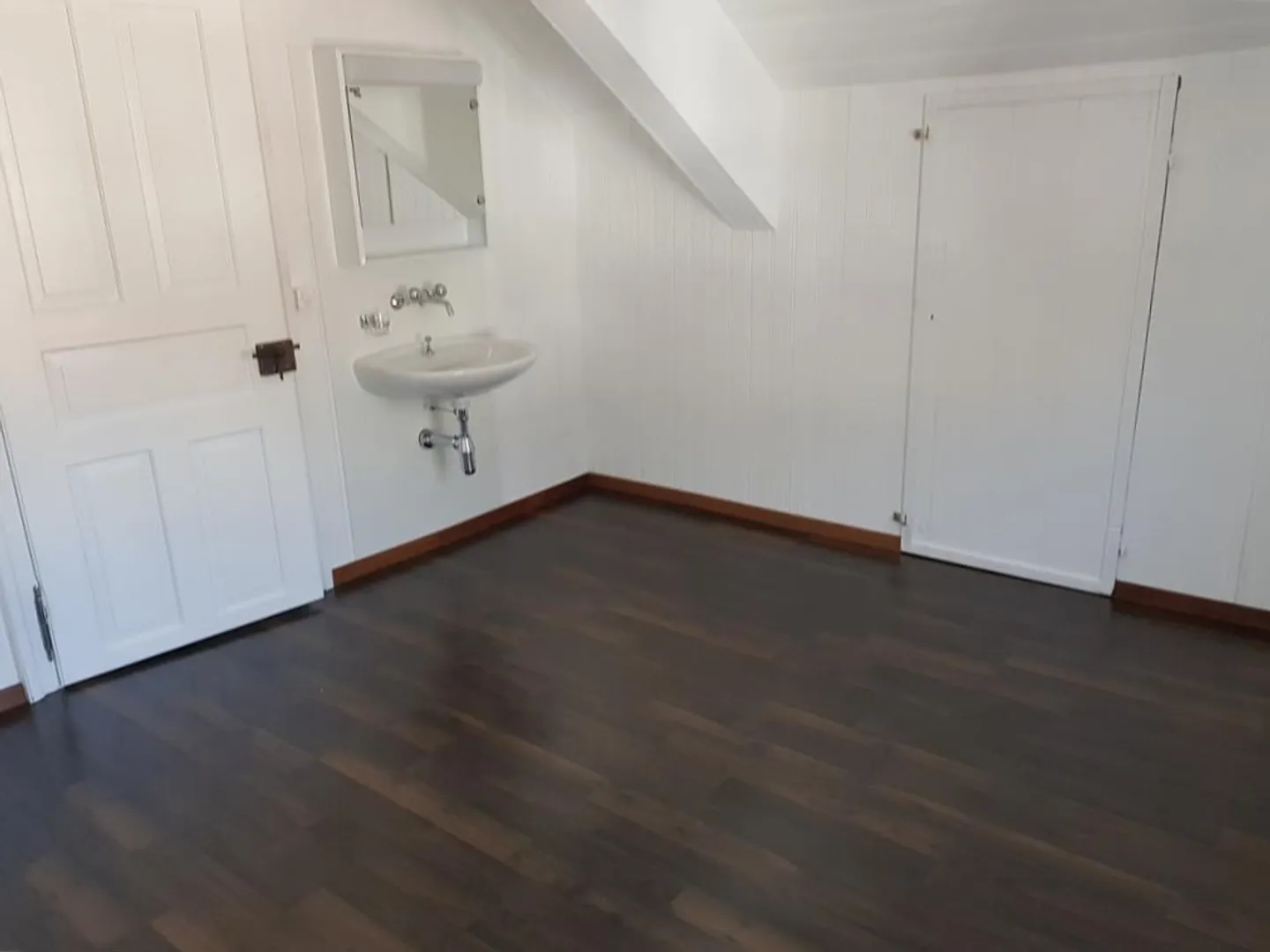 Appartement en attique 3.5 pièces dans un emplacement central - Photo 5 sur 7