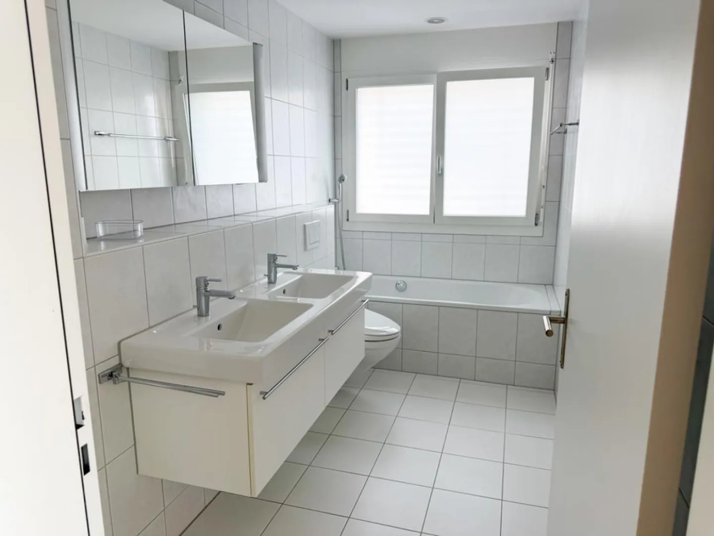 Vivere modernamente in una posizione soleggiata - Foto 8 di 12
