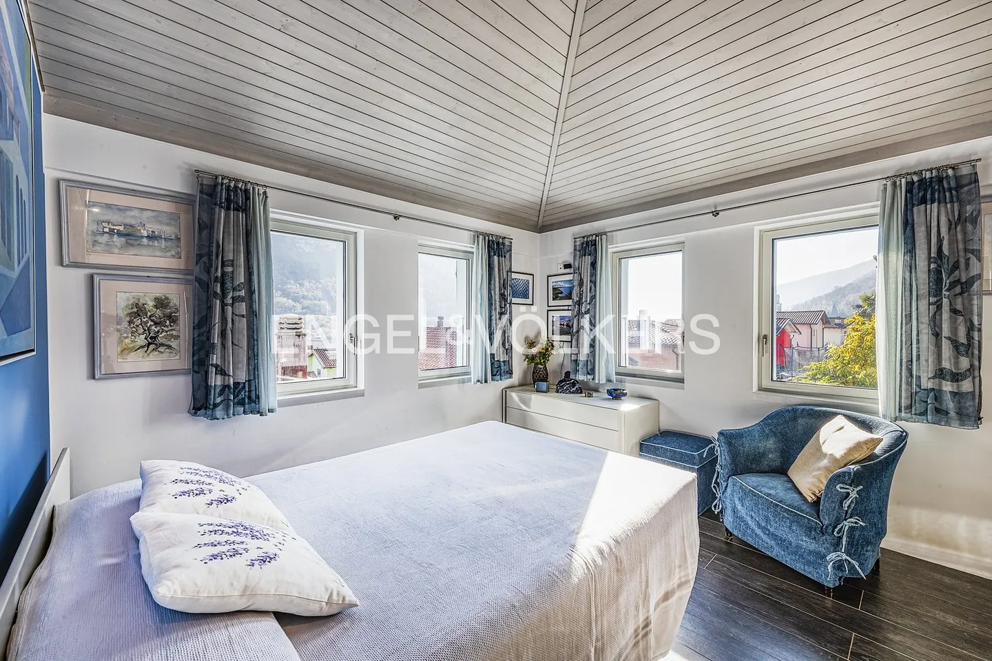 Casa a risparmio energetico in una zona residenziale tranquilla - Foto 10 di 13