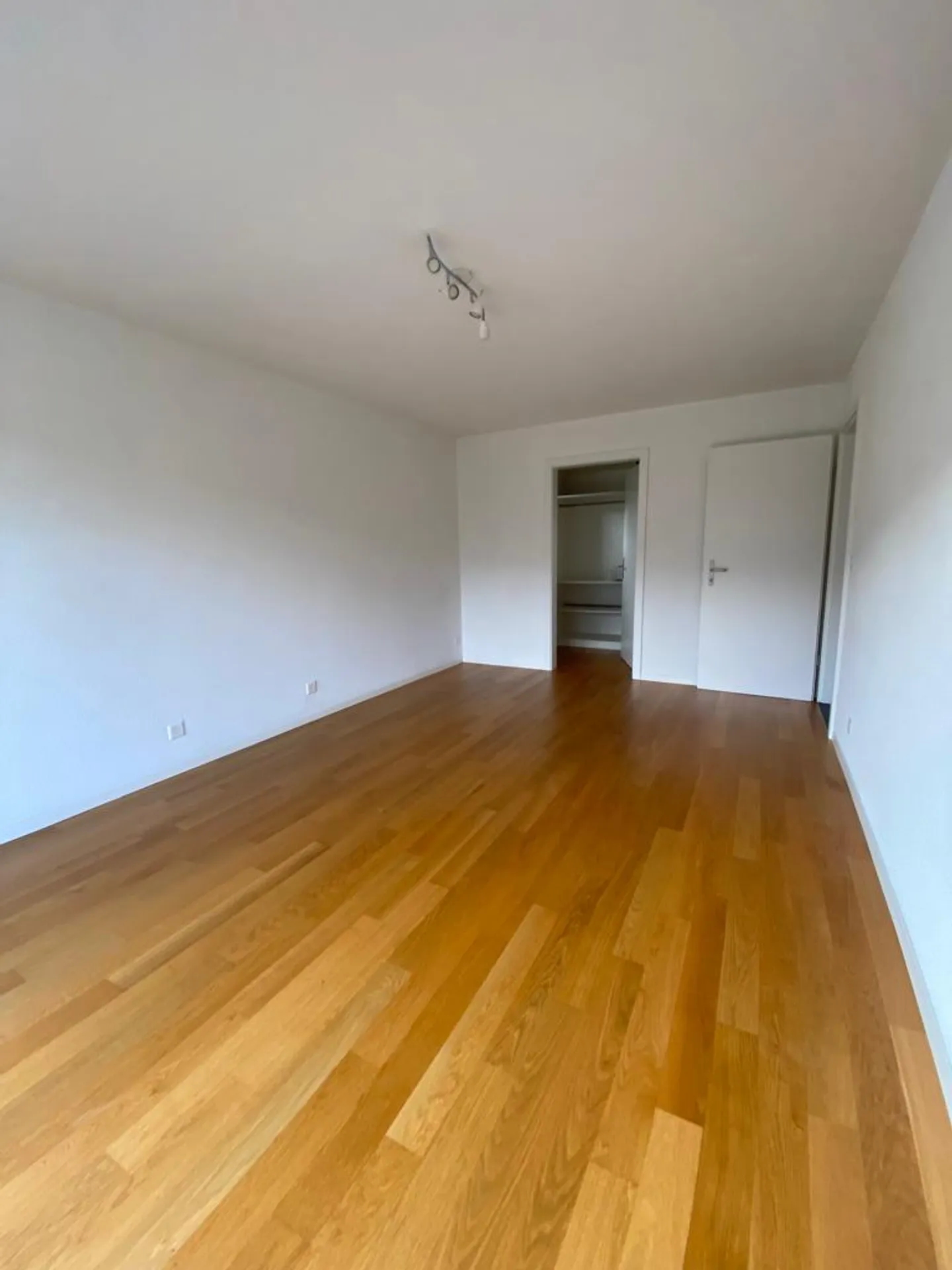 Schönes Apartment in der Nähe aller Annehmlichkeiten im letzten Stock einer PPE - Foto 6 von 10