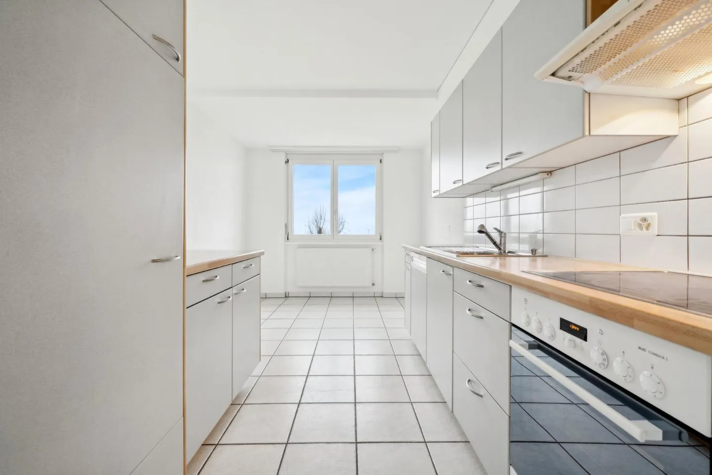 Offerta speciale di Pasqua - Grande appartamento di 2.5 locali con terrazza - Foto 5 di 8